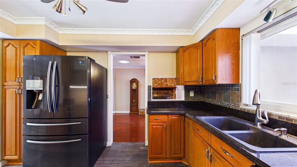 В аренду: $3,500 (3 спален, 2 ванн, 2038 Квадратных фут)