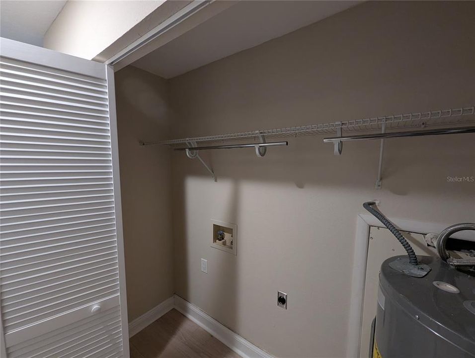 En Venta: $255,000 (3 camas, 2 baños, 1169 Pies cuadrados)