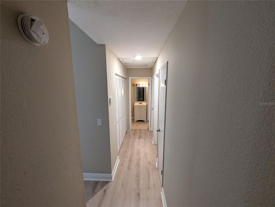 En Venta: $255,000 (3 camas, 2 baños, 1169 Pies cuadrados)