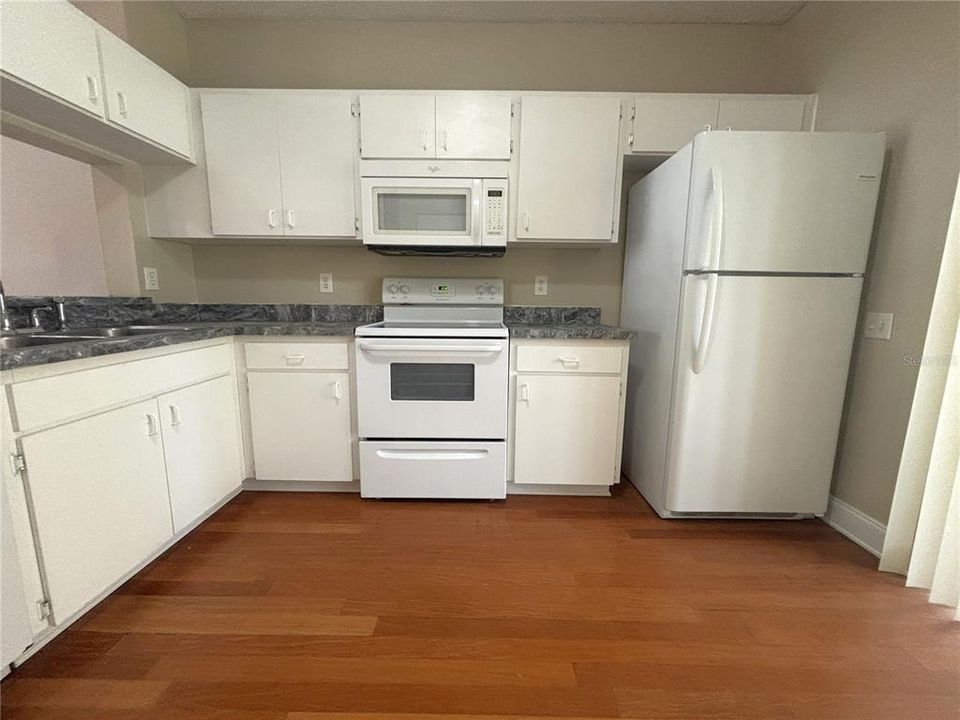 В аренду: $2,075 (2 спален, 1 ванн, 1184 Квадратных фут)