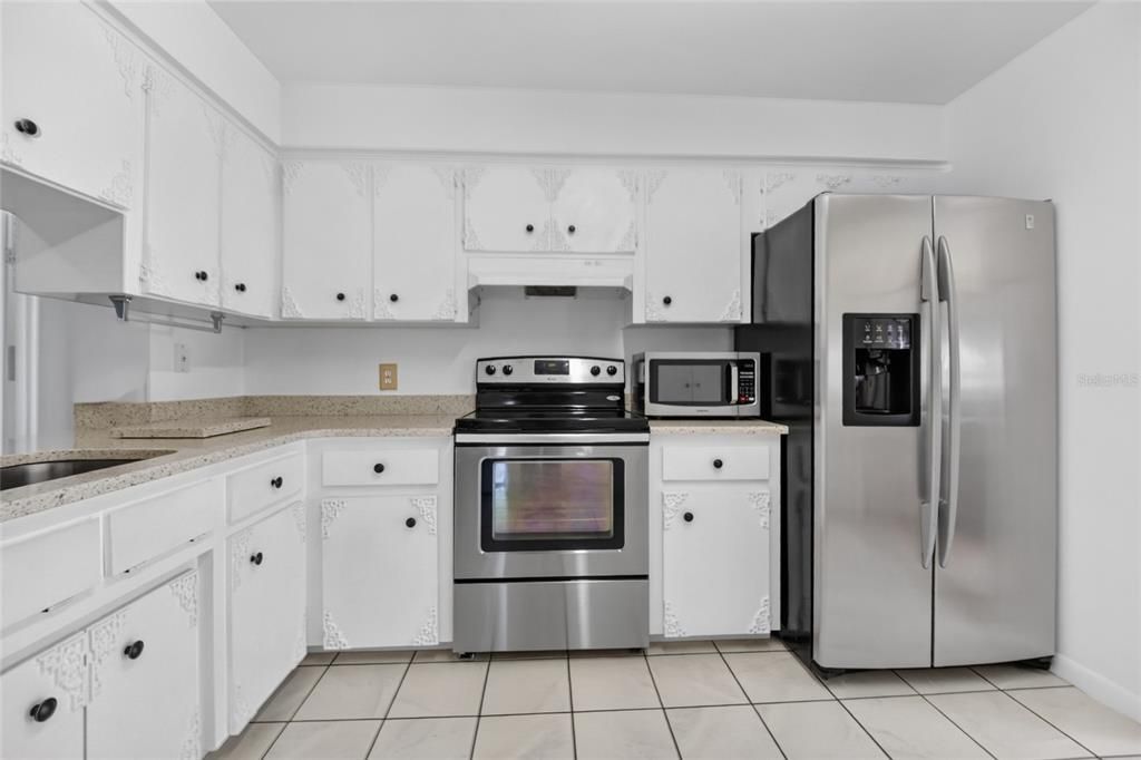For Sale: $259,900 (3 beds, 2 baths, 1620 Square Feet)