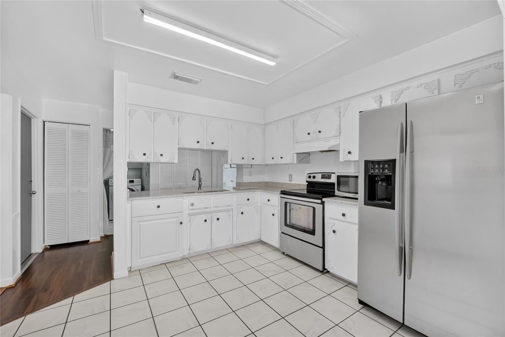 For Sale: $259,900 (3 beds, 2 baths, 1620 Square Feet)