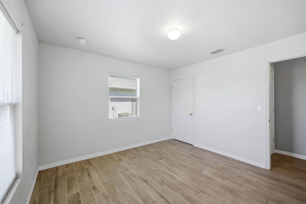 For Sale: $279,000 (3 beds, 2 baths, 1112 Square Feet)