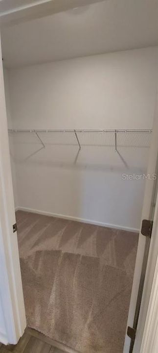 En Venta: $339,900 (4 camas, 2 baños, 1926 Pies cuadrados)