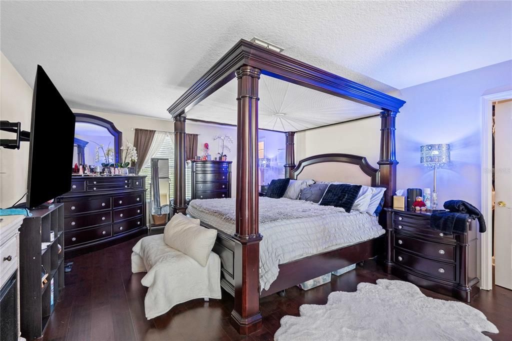 На продажу: $545,000 (5 спален, 3 ванн, 3799 Квадратных фут)