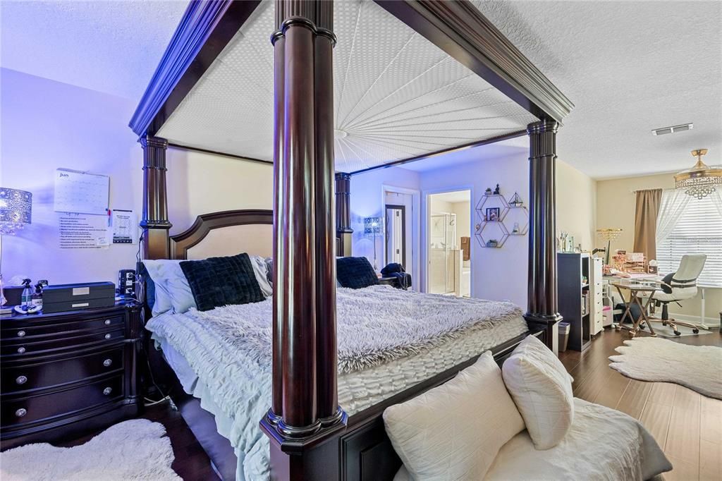 На продажу: $545,000 (5 спален, 3 ванн, 3799 Квадратных фут)