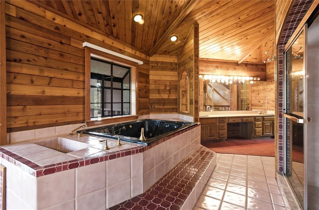 На продажу: $699,900 (2 спален, 2 ванн, 3051 Квадратных фут)