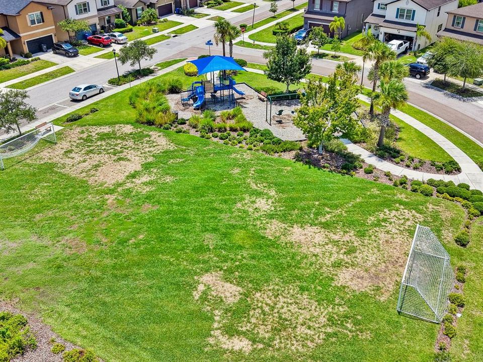 На продажу: $289,900 (3 спален, 2 ванн, 1552 Квадратных фут)