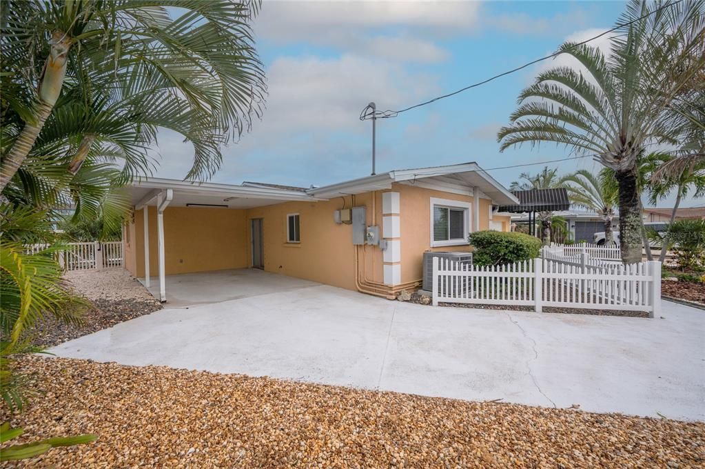 En Venta: $1,175,000 (3 camas, 2 baños, 1661 Pies cuadrados)