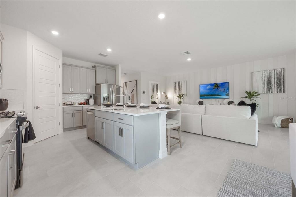 En Venta: $480,900 (4 camas, 2 baños, 2034 Pies cuadrados)