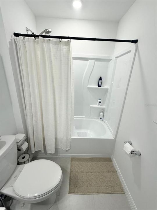 В аренду: $2,700 (3 спален, 2 ванн, 1429 Квадратных фут)