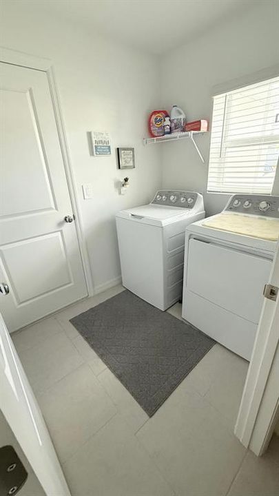В аренду: $2,700 (3 спален, 2 ванн, 1429 Квадратных фут)