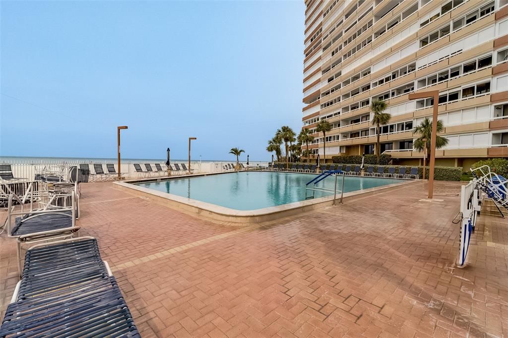 В аренду: $2,995 (1 спален, 1 ванн, 995 Квадратных фут)