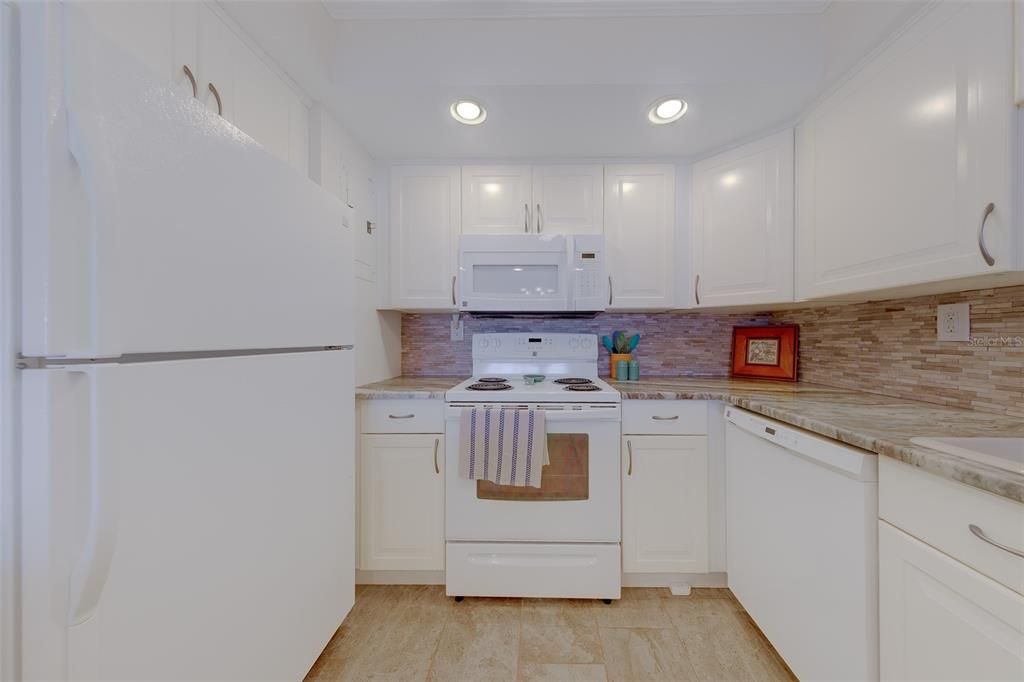 В аренду: $2,995 (1 спален, 1 ванн, 995 Квадратных фут)