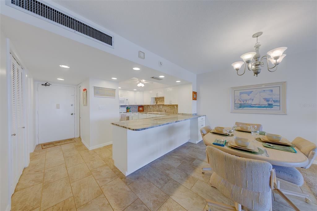 В аренду: $2,995 (1 спален, 1 ванн, 995 Квадратных фут)