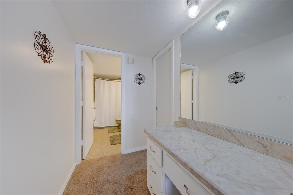В аренду: $2,995 (1 спален, 1 ванн, 995 Квадратных фут)