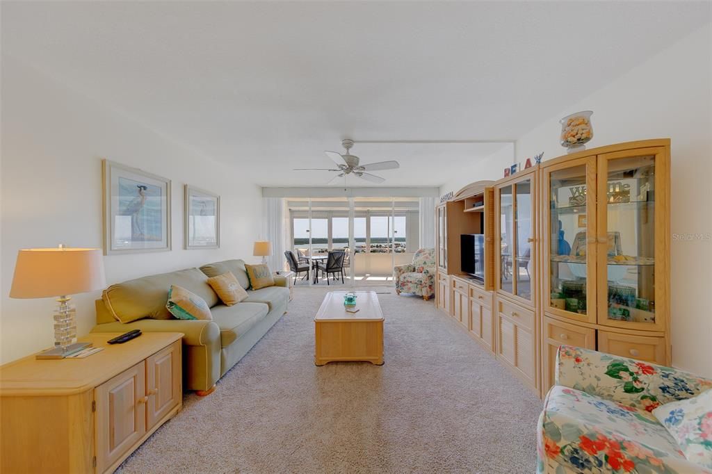 В аренду: $2,995 (1 спален, 1 ванн, 995 Квадратных фут)