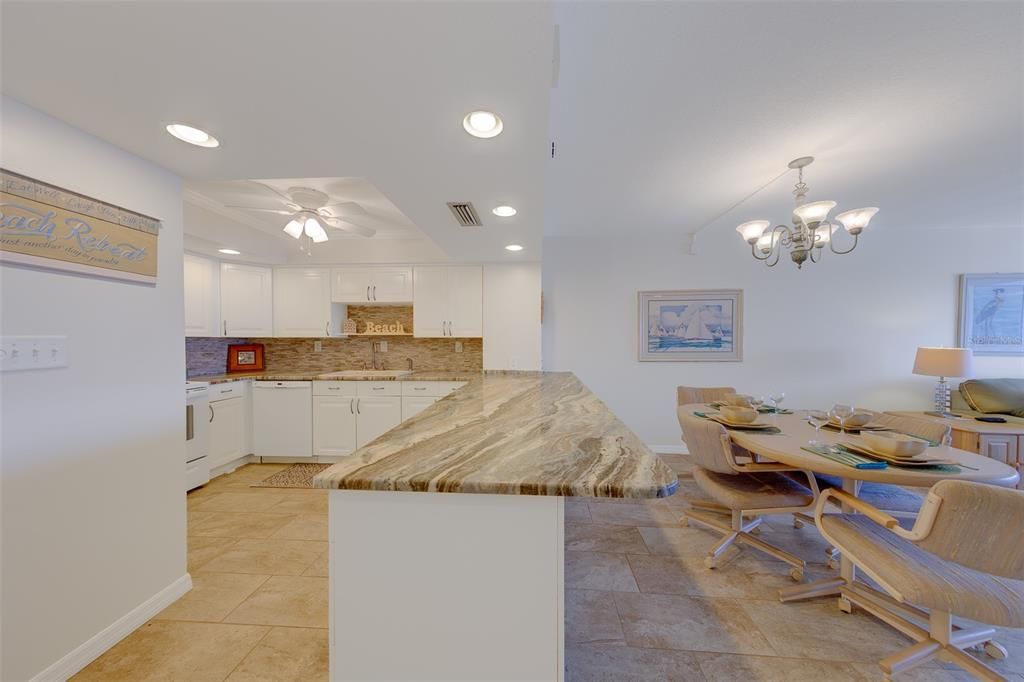 В аренду: $2,995 (1 спален, 1 ванн, 995 Квадратных фут)