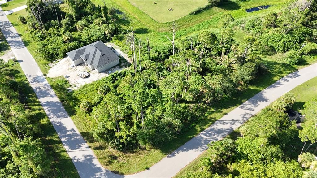 На продажу: $49,900 (0.68 acres)