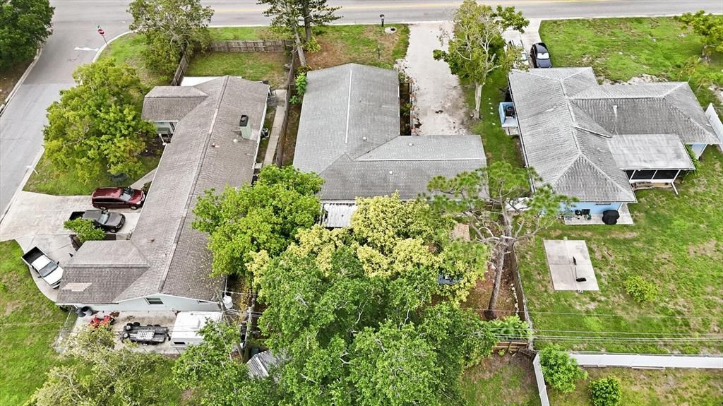 На продажу: $359,900 (4 спален, 2 ванн, 2085 Квадратных фут)