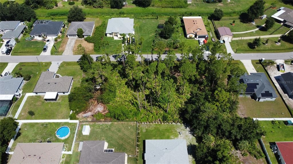 На продажу: $22,800 (0.23 acres)