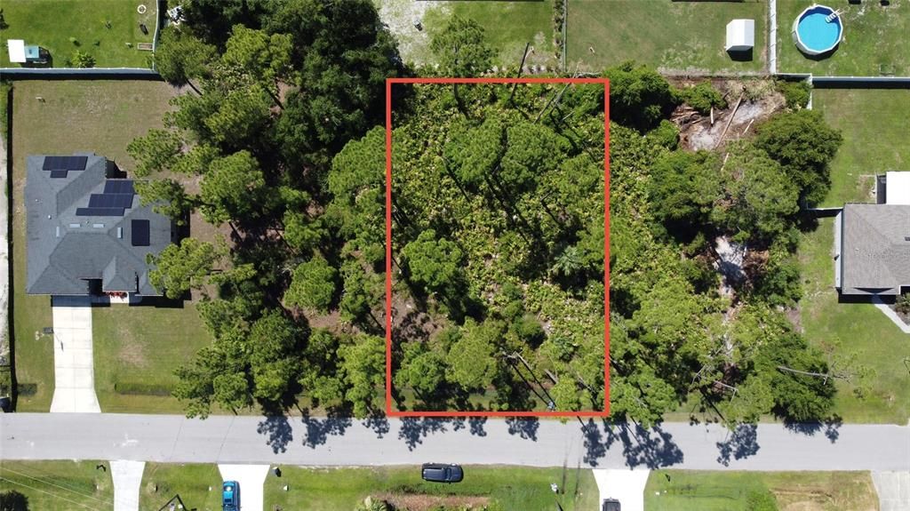 На продажу: $22,800 (0.23 acres)