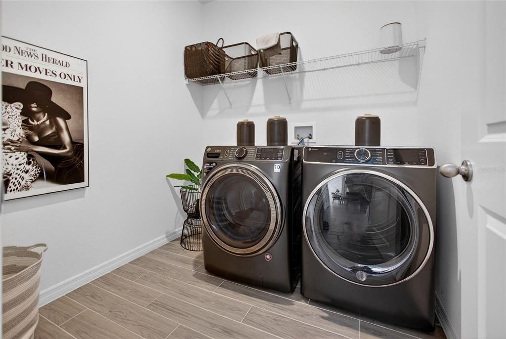 For Rent: $3,000 (3 beds, 2 baths, 1788 Square Feet)