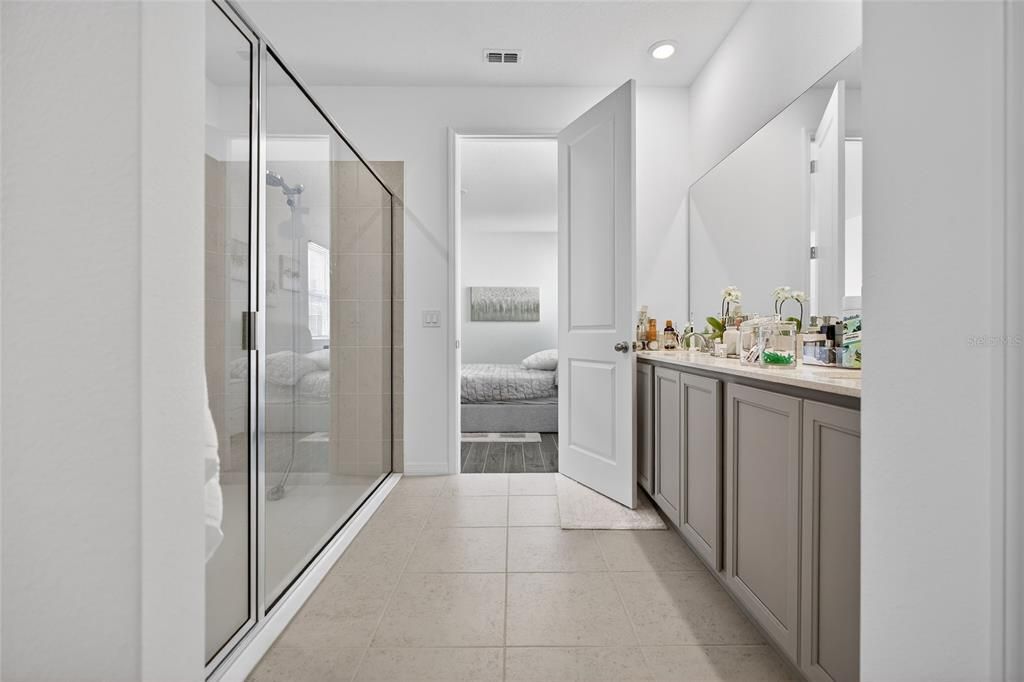 For Rent: $3,000 (3 beds, 2 baths, 1788 Square Feet)