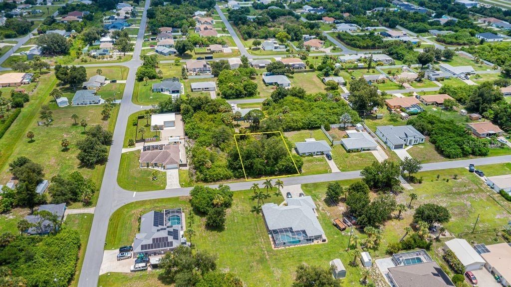 На продажу: $20,000 (0.23 acres)
