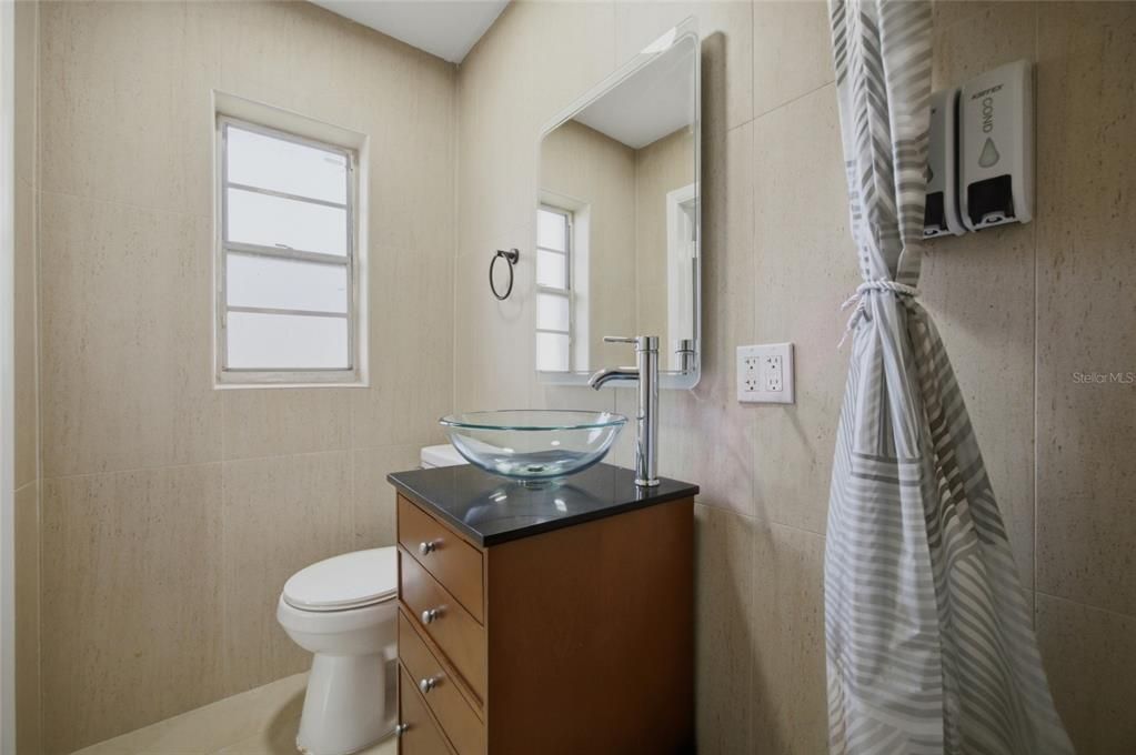 En Renta: $3,500 (3 camas, 2 baños, 1950 Pies cuadrados)
