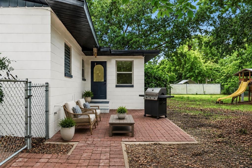 En Venta: $499,999 (3 camas, 2 baños, 1630 Pies cuadrados)