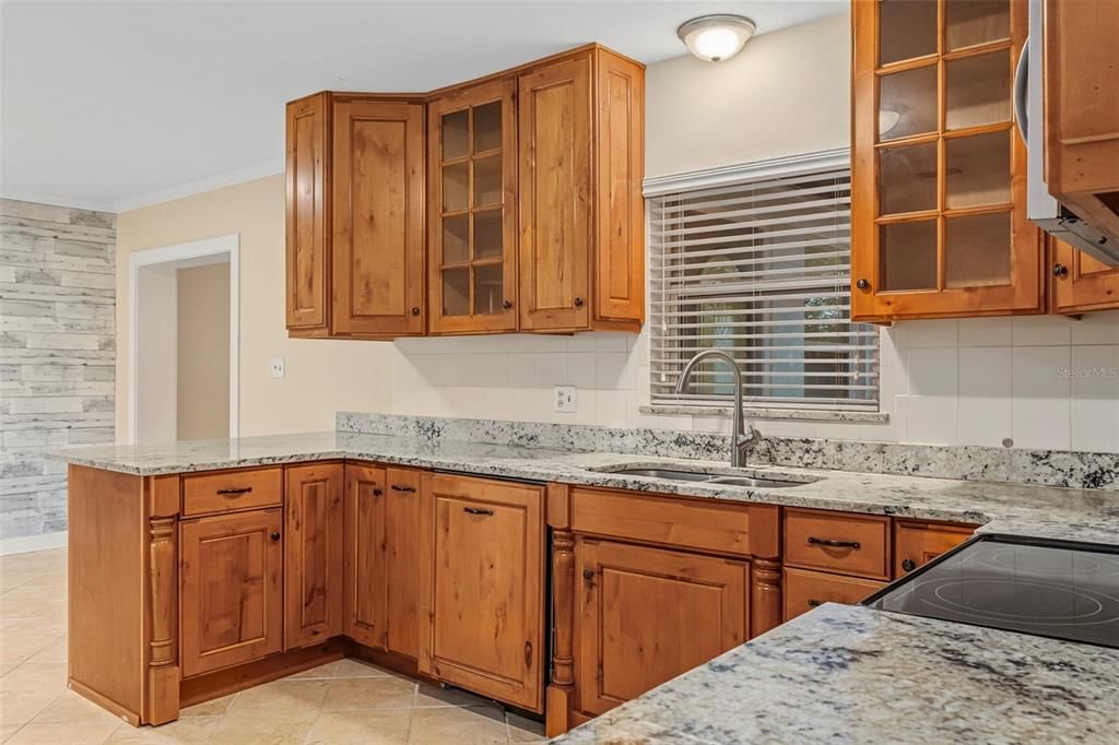 En Venta: $499,999 (3 camas, 2 baños, 1630 Pies cuadrados)