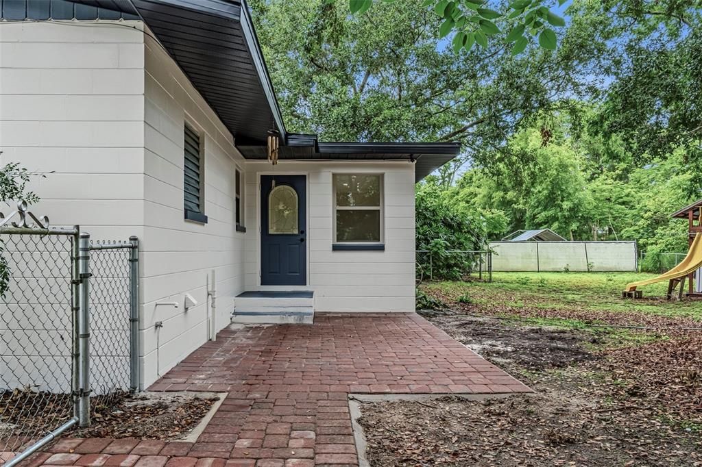 En Venta: $499,999 (3 camas, 2 baños, 1630 Pies cuadrados)