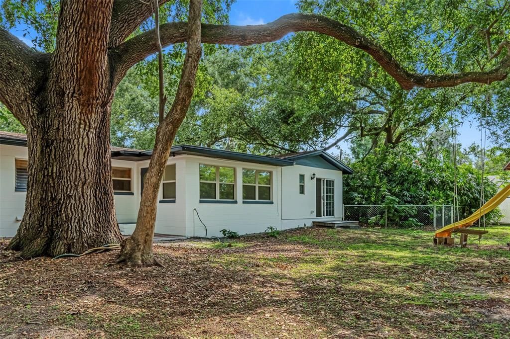 En Venta: $499,999 (3 camas, 2 baños, 1630 Pies cuadrados)