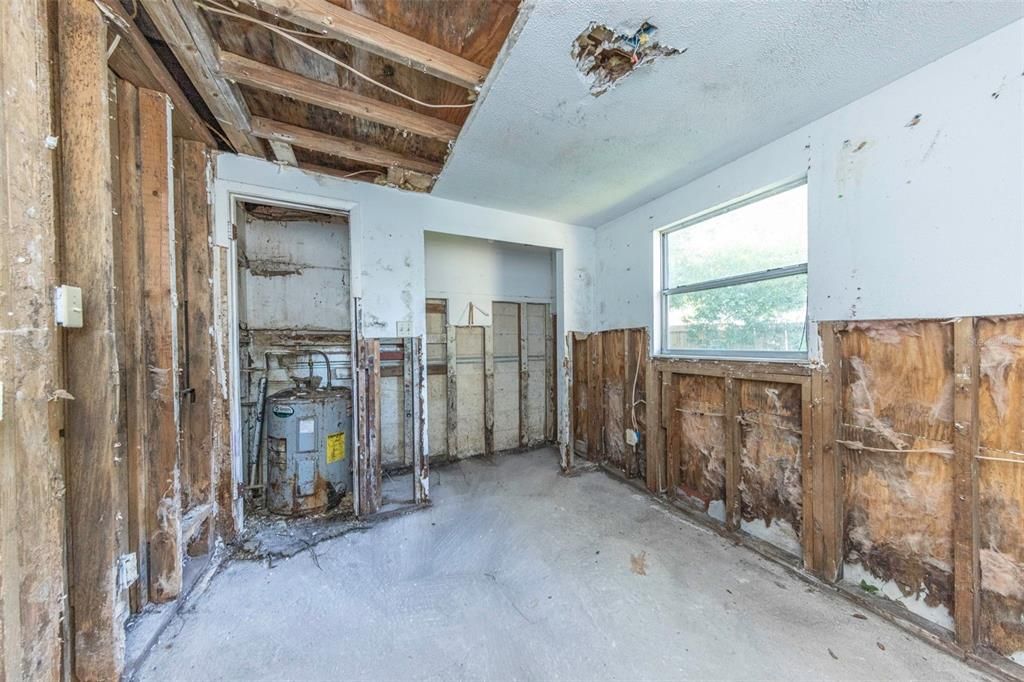 На продажу: $175,000 (3 спален, 2 ванн, 1092 Квадратных фут)