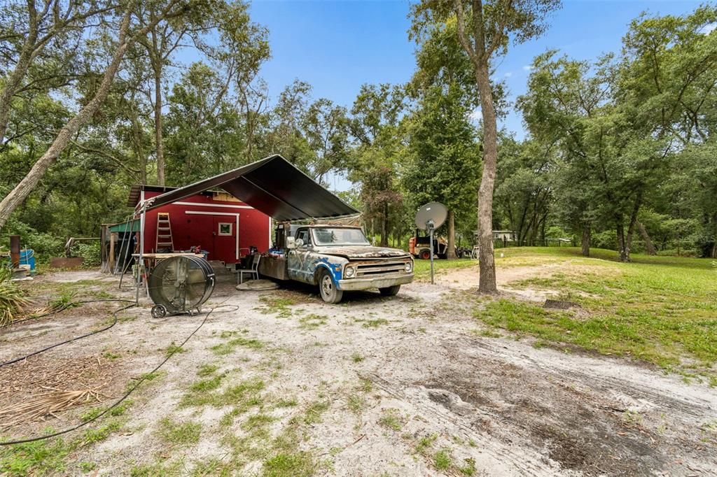 待售: $129,900 (0.70 acres)