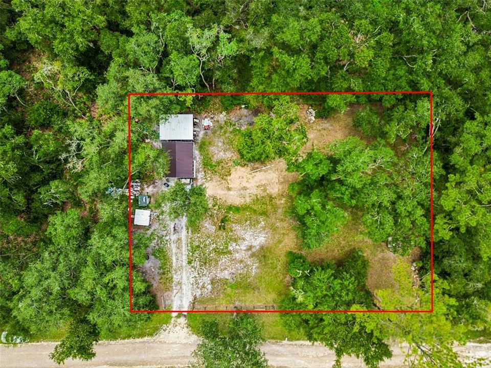 待售: $129,900 (0.70 acres)