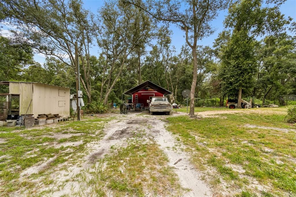 待售: $129,900 (0.70 acres)