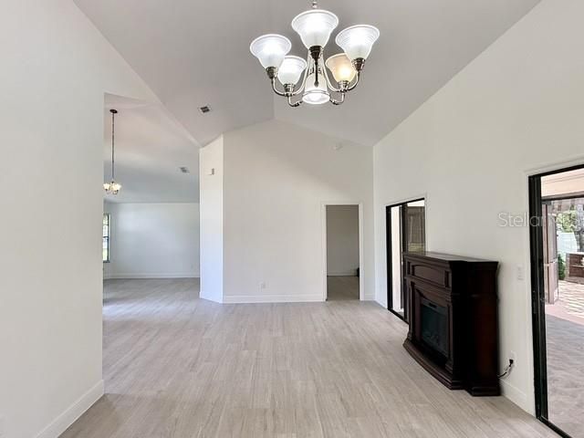 В аренду: $2,680 (3 спален, 2 ванн, 1677 Квадратных фут)