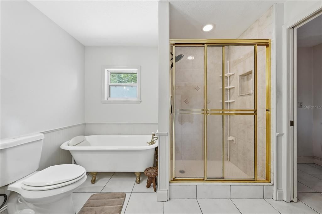 На продажу: $650,000 (4 спален, 2 ванн, 1900 Квадратных фут)