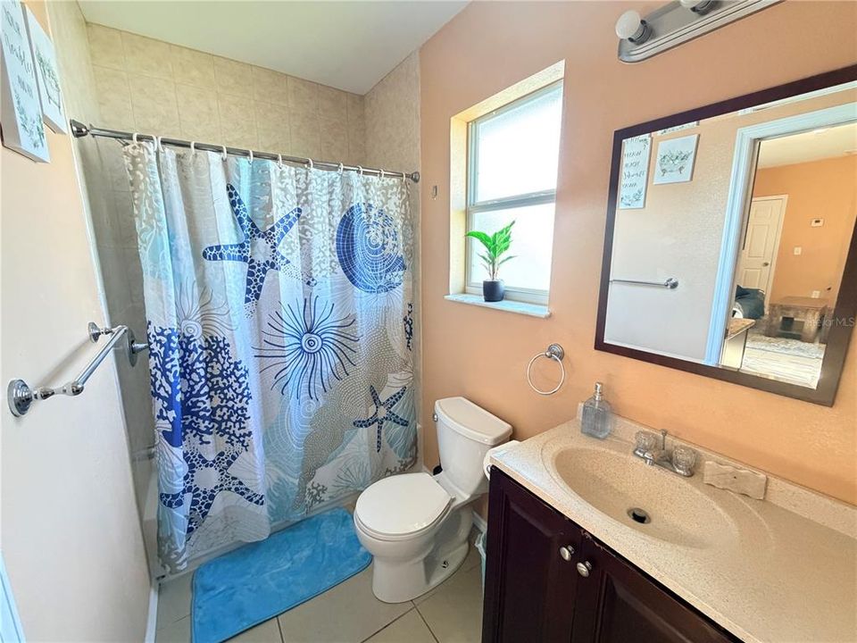 В аренду: $1,800 (2 спален, 1 ванн, 624 Квадратных фут)