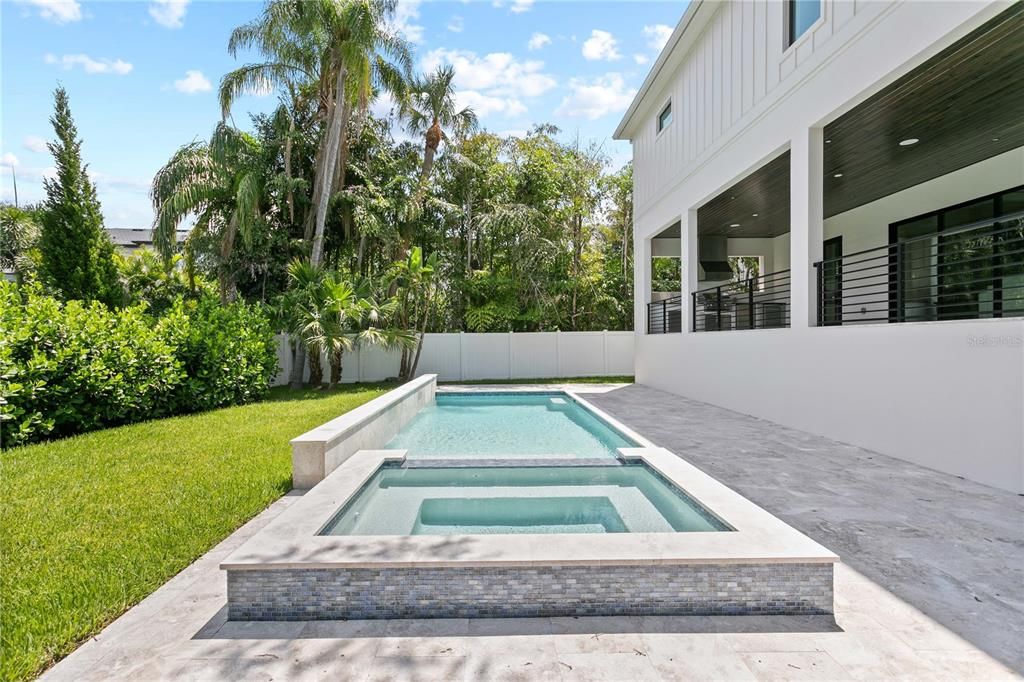 En Venta: $3,499,000 (5 camas, 5 baños, 5693 Pies cuadrados)