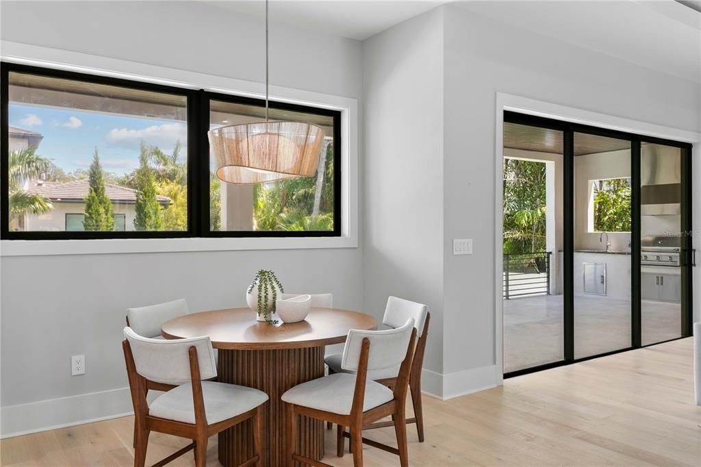 En Venta: $3,499,000 (5 camas, 5 baños, 5693 Pies cuadrados)