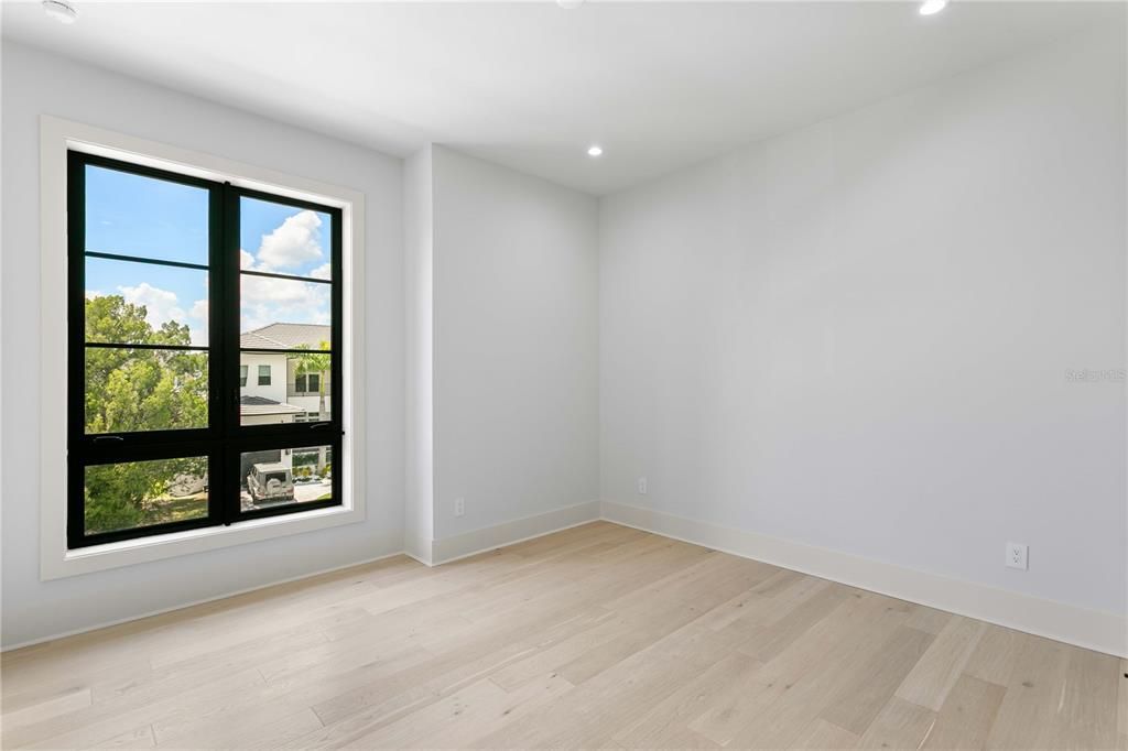 En Venta: $3,499,000 (5 camas, 5 baños, 5693 Pies cuadrados)