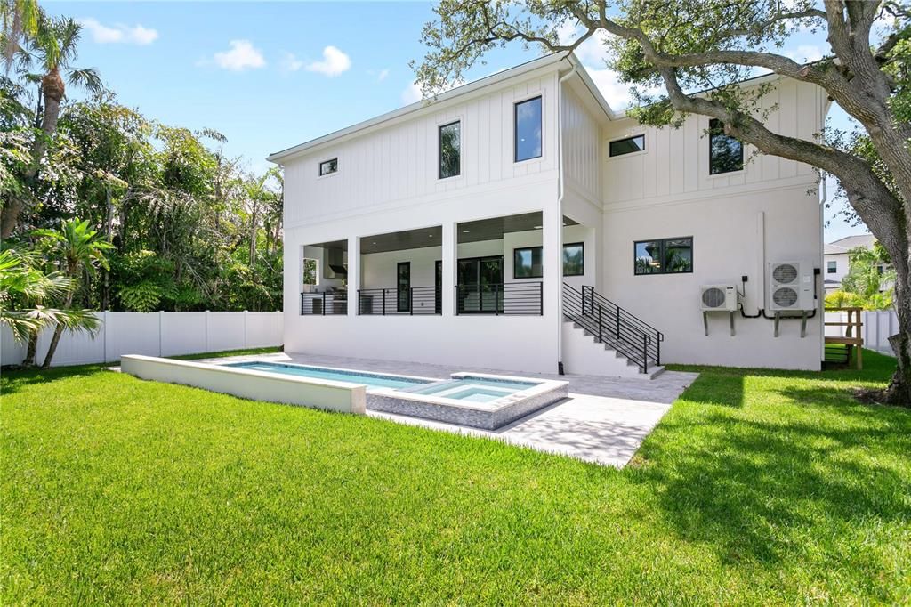 En Venta: $3,499,000 (5 camas, 5 baños, 5693 Pies cuadrados)