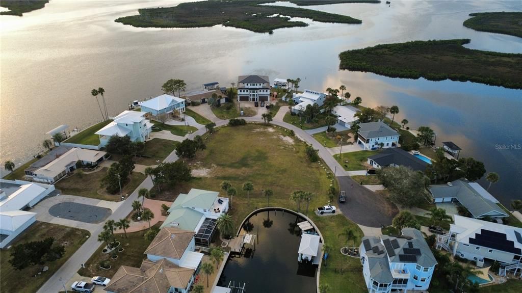 For Sale: $400,000 (0.81 acres)