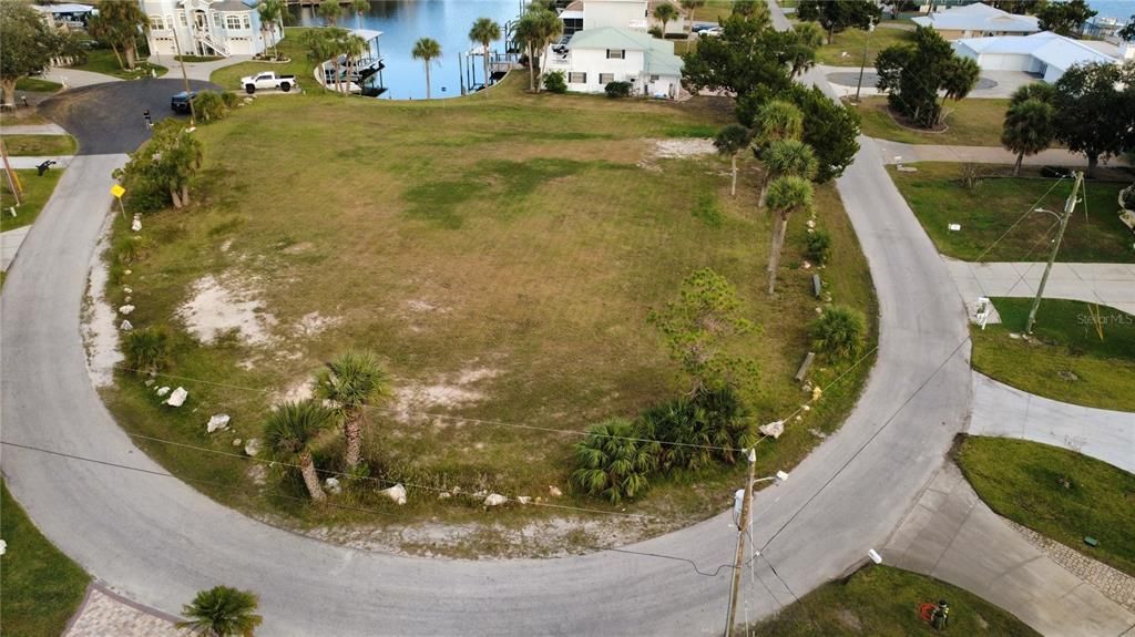 For Sale: $400,000 (0.81 acres)