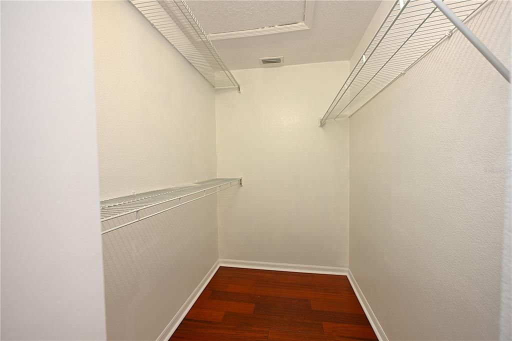 В аренду: $2,560 (4 спален, 3 ванн, 2359 Квадратных фут)