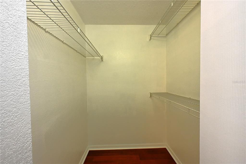 В аренду: $2,560 (4 спален, 3 ванн, 2359 Квадратных фут)