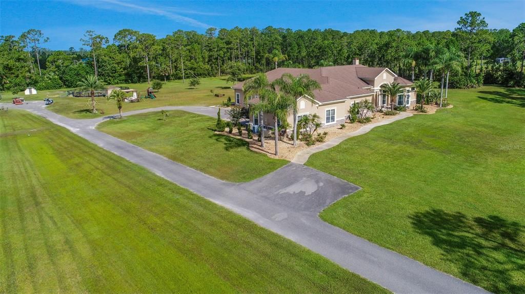 For Sale: $1,690,000 (4 beds, 4 baths, 4781 Square Feet)